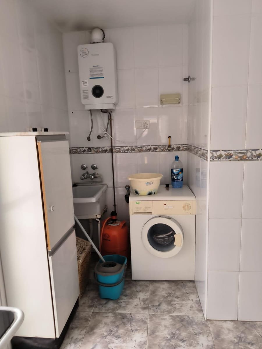 4 bedroom Flat for sale in Aguilas - € 300,000 (Ref: 9713287)