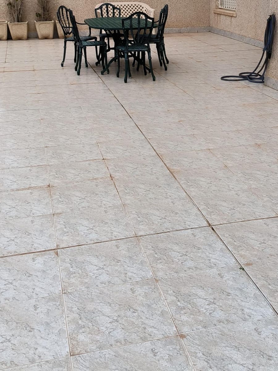 4 bedroom Flat for sale in Aguilas - € 300,000 (Ref: 9713287)