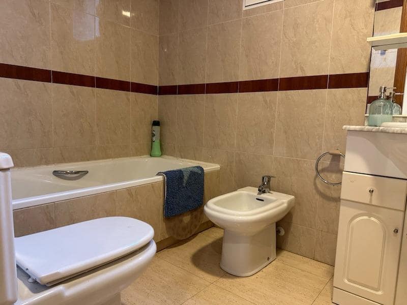 4 makuuhuone Ranta-asunto myytävänä paikassa Aguilas mukana 
autotalli - 290 000 € (Ref: 9713289)