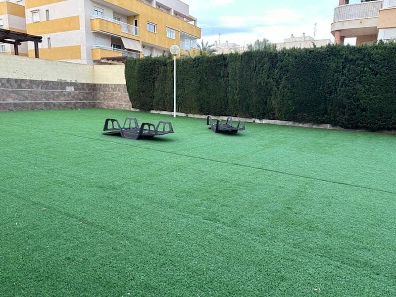 4 makuuhuone Ranta-asunto myytävänä paikassa Aguilas mukana 
autotalli - 290 000 € (Ref: 9713289)