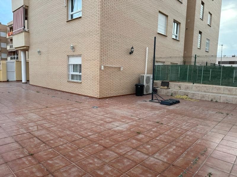 4 makuuhuone Ranta-asunto myytävänä paikassa Aguilas mukana 
autotalli - 290 000 € (Ref: 9713289)