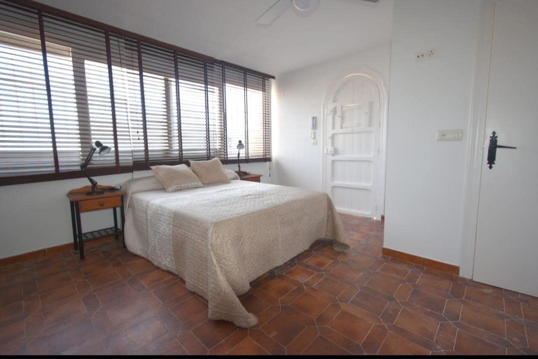 Chalet de 5 habitaciones en Aguilas en venta con piscina garaje - 390.000 € (Ref: 9713290)