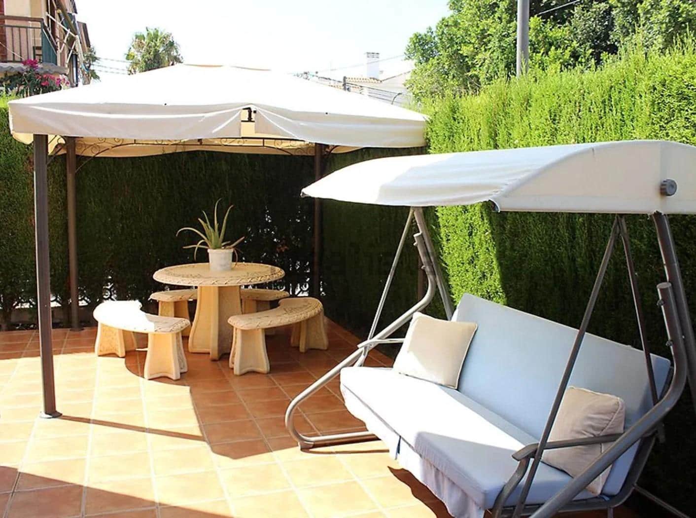 7 bedroom Villa for sale in Calabardina with pool garage - € 440,000 (Ref: 9713296)