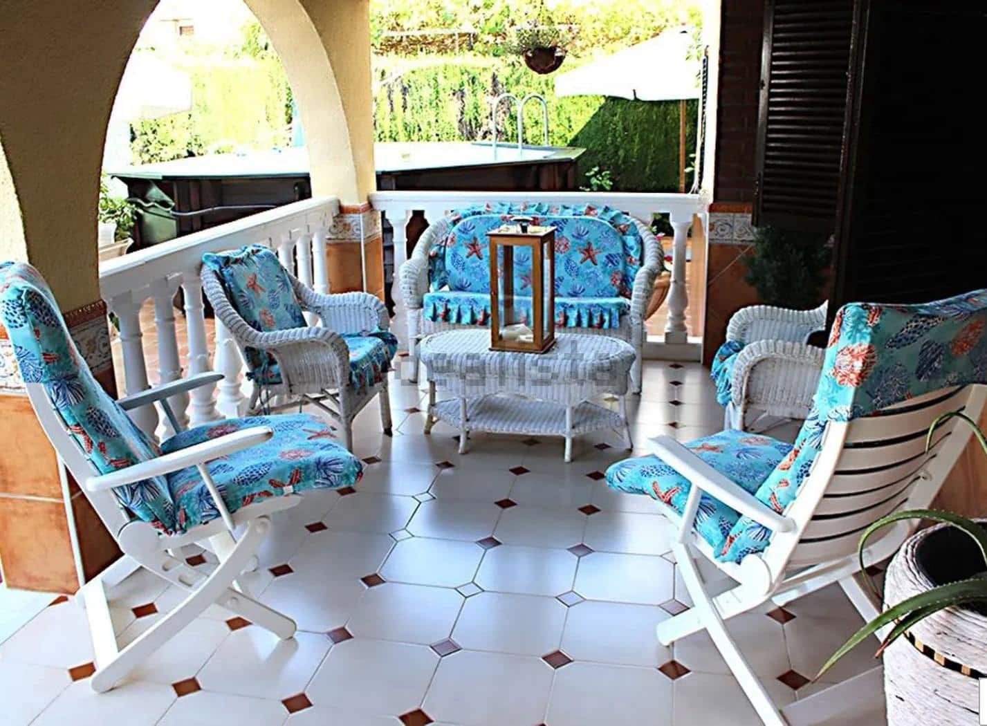 7 bedroom Villa for sale in Calabardina with pool garage - € 440,000 (Ref: 9713296)