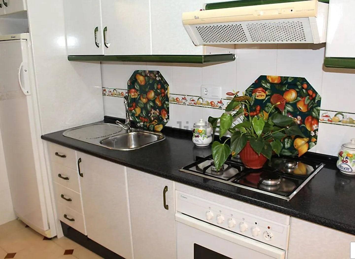 7 bedroom Villa for sale in Calabardina with pool garage - € 440,000 (Ref: 9713296)