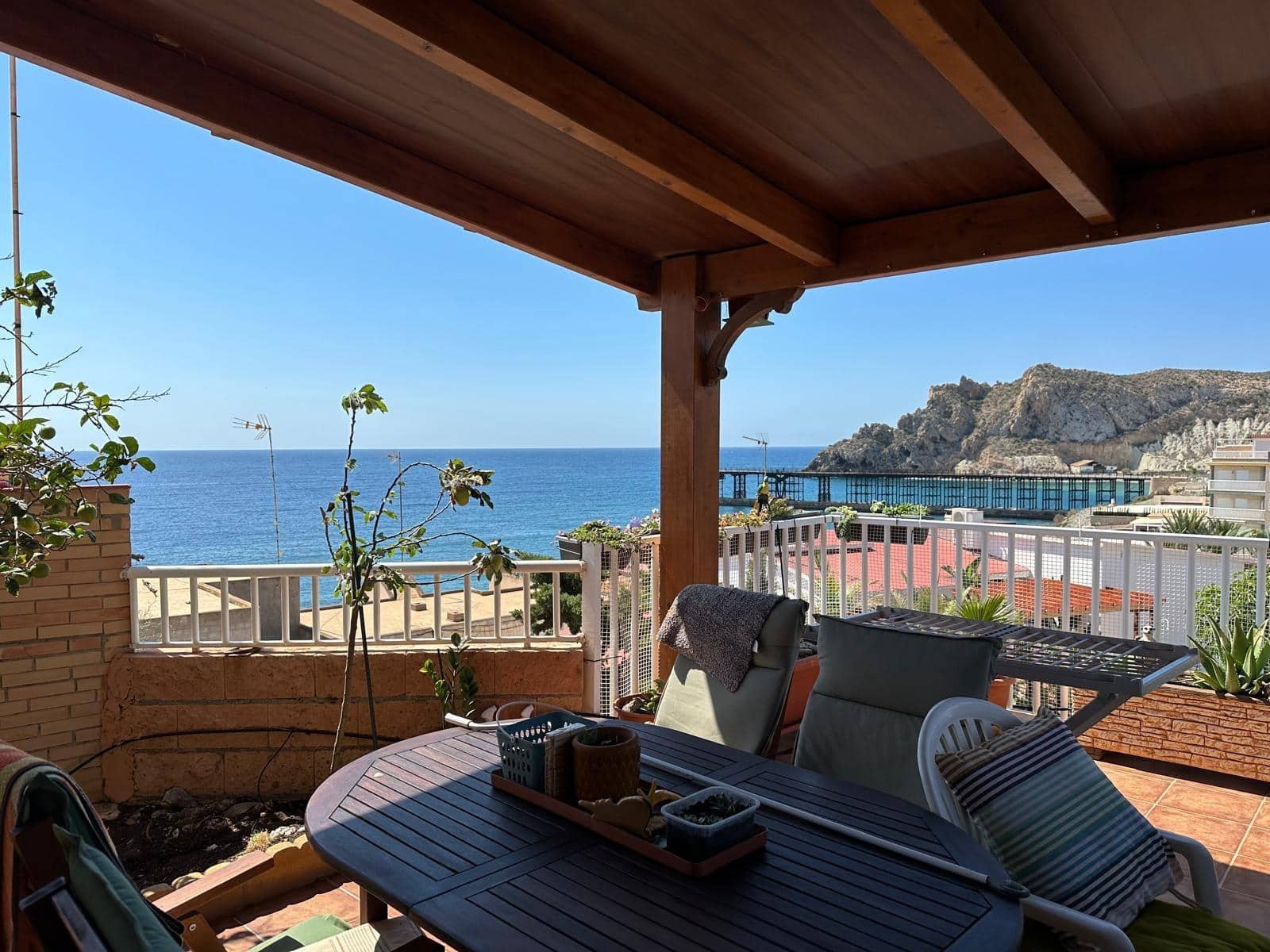 7 bedroom Villa for sale in Aguilas with garage - € 560,000 (Ref: 9713298)