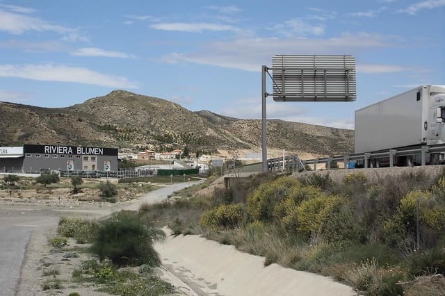 Solar/Parcela en Puerto Lumbreras en venta - 85.000 € (Ref: 9713300)