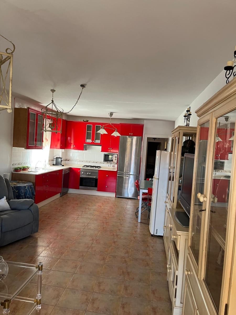 4 bedroom Apartment for sale in Calabardina with garage - € 293,000 (Ref: 9713305)