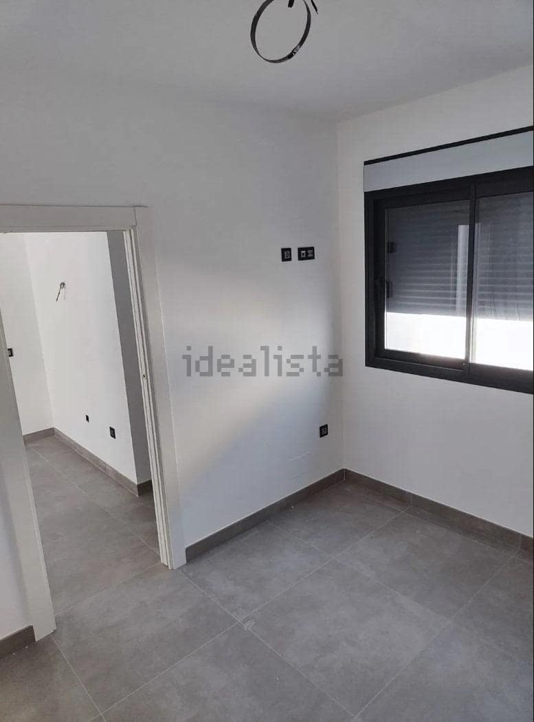 4 bedroom Villa for sale in Calabardina with garage - € 295,000 (Ref: 9713309)