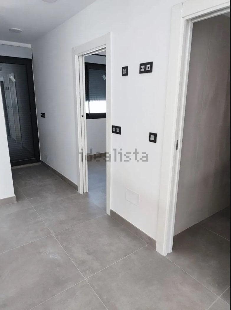 4 bedroom Villa for sale in Calabardina with garage - € 295,000 (Ref: 9713309)