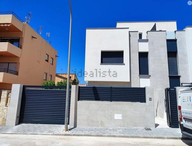 4 slaapkamer Villa te koop in Calabardina, Aguilas met garage - € 295.000 (Ref: 9713309)