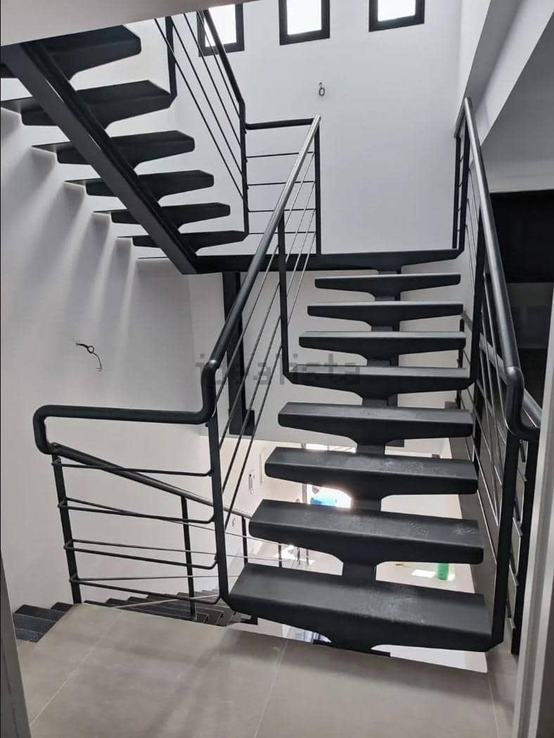 4 bedroom Villa for sale in Calabardina with garage - € 295,000 (Ref: 9713309)