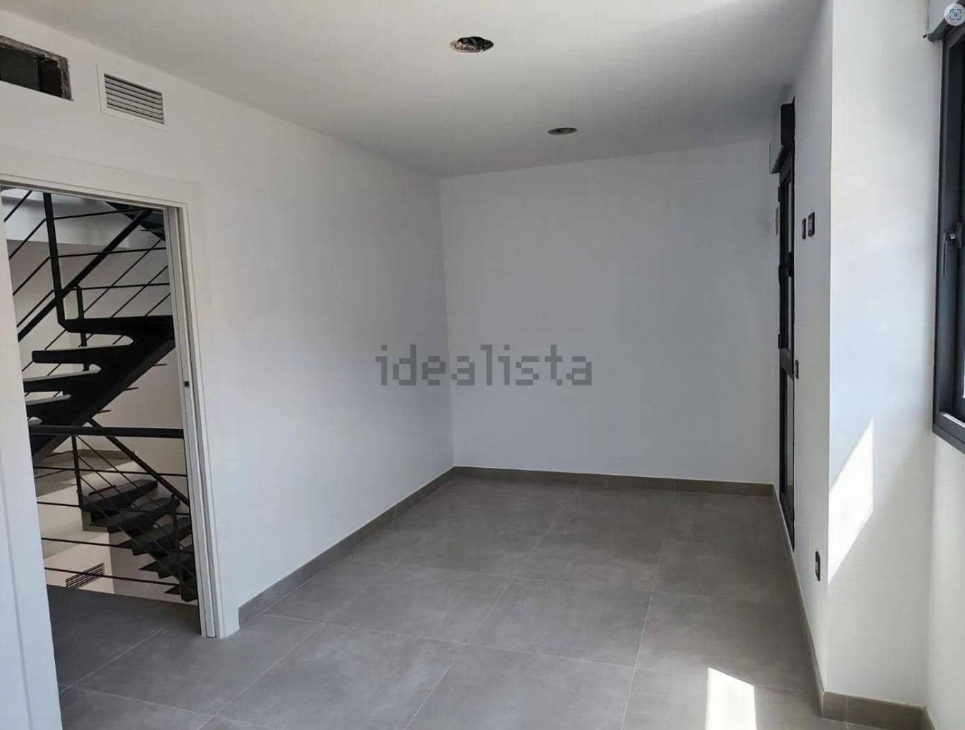 4 bedroom Villa for sale in Calabardina with garage - € 295,000 (Ref: 9713309)