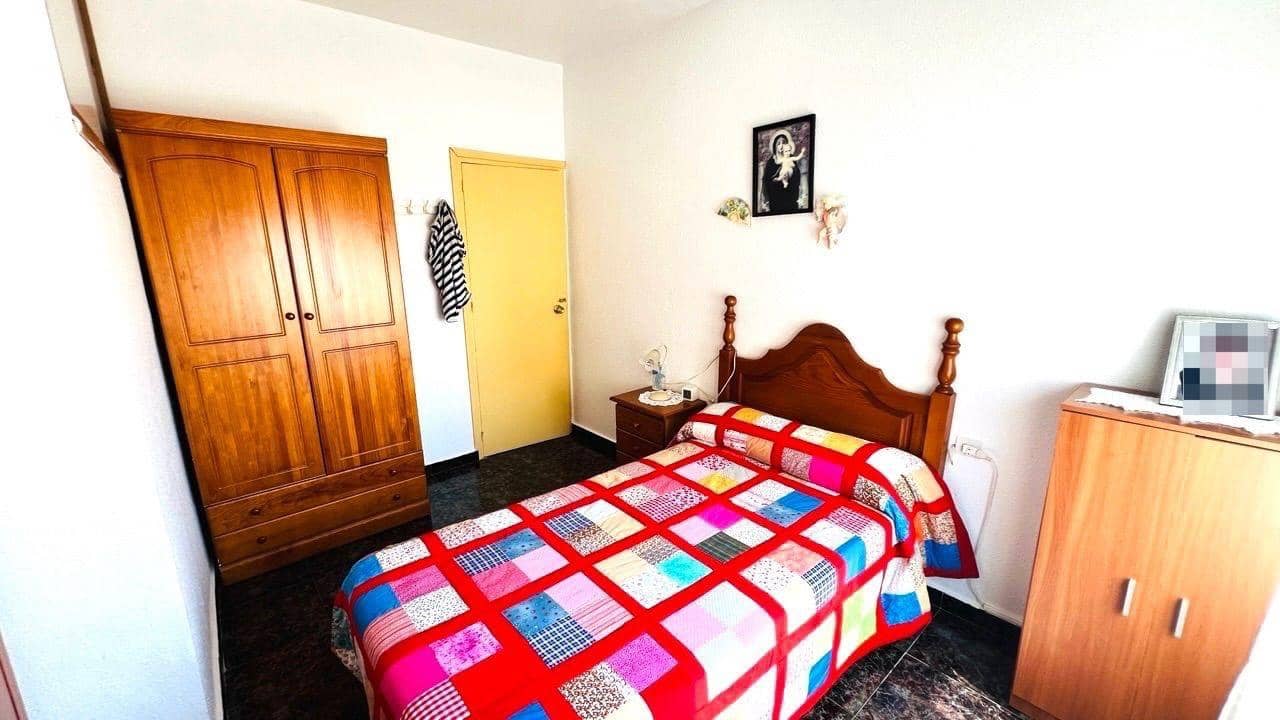 Casa de 4 habitaciones en Aguilas en venta - 125.000 € (Ref: 9713319)