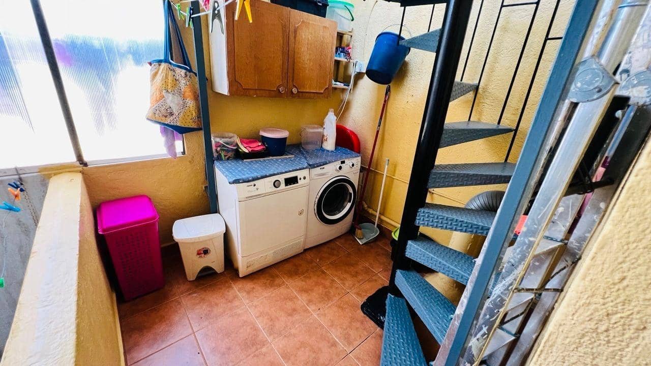 Casa de 4 habitaciones en Aguilas en venta - 125.000 € (Ref: 9713319)