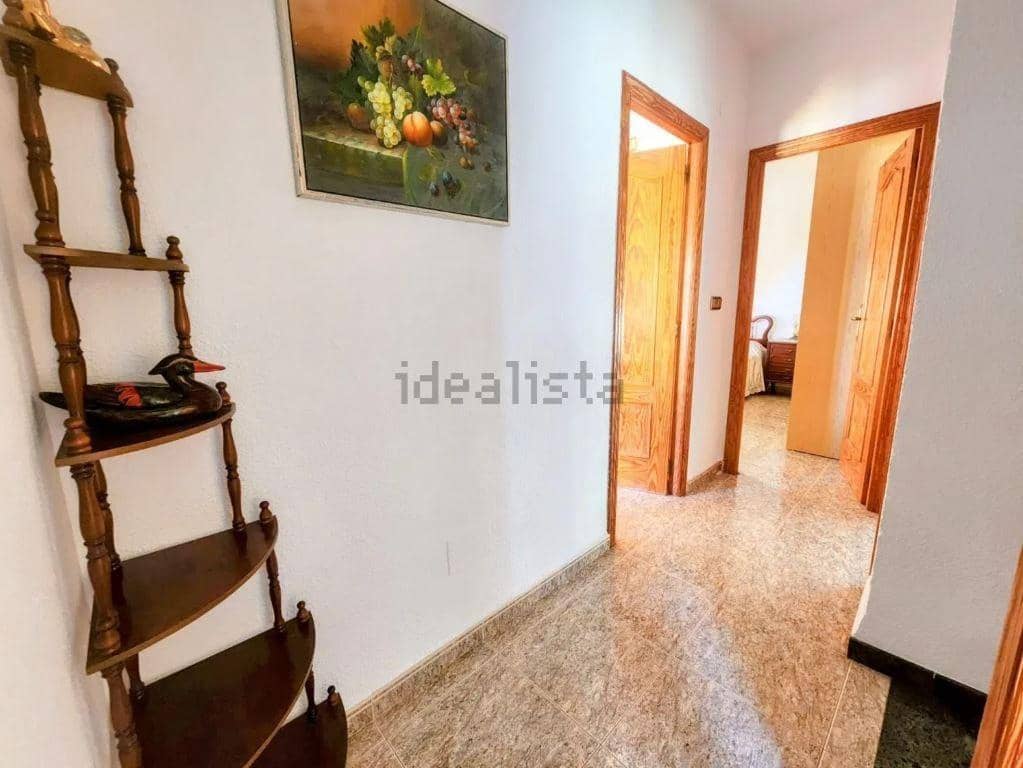 4 bedroom Villa for sale in Aguilas with garage - € 360,000 (Ref: 9713328)