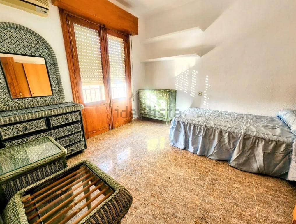 4 bedroom Villa for sale in Aguilas with garage - € 360,000 (Ref: 9713328)