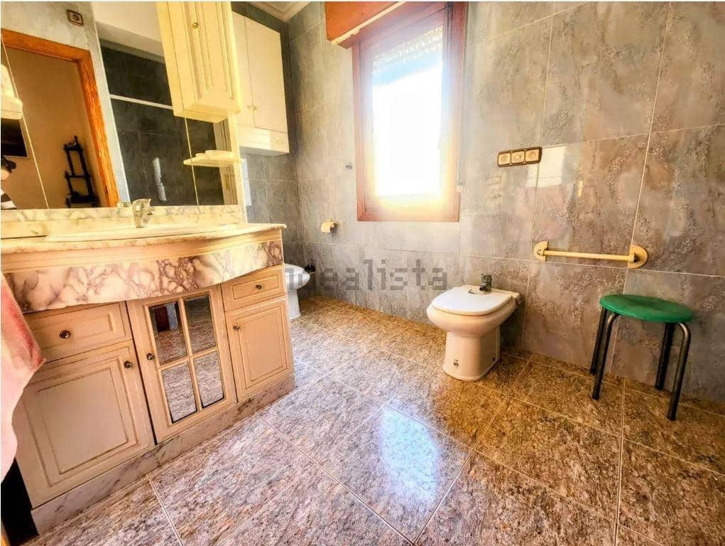 4 bedroom Villa for sale in Aguilas with garage - € 360,000 (Ref: 9713328)