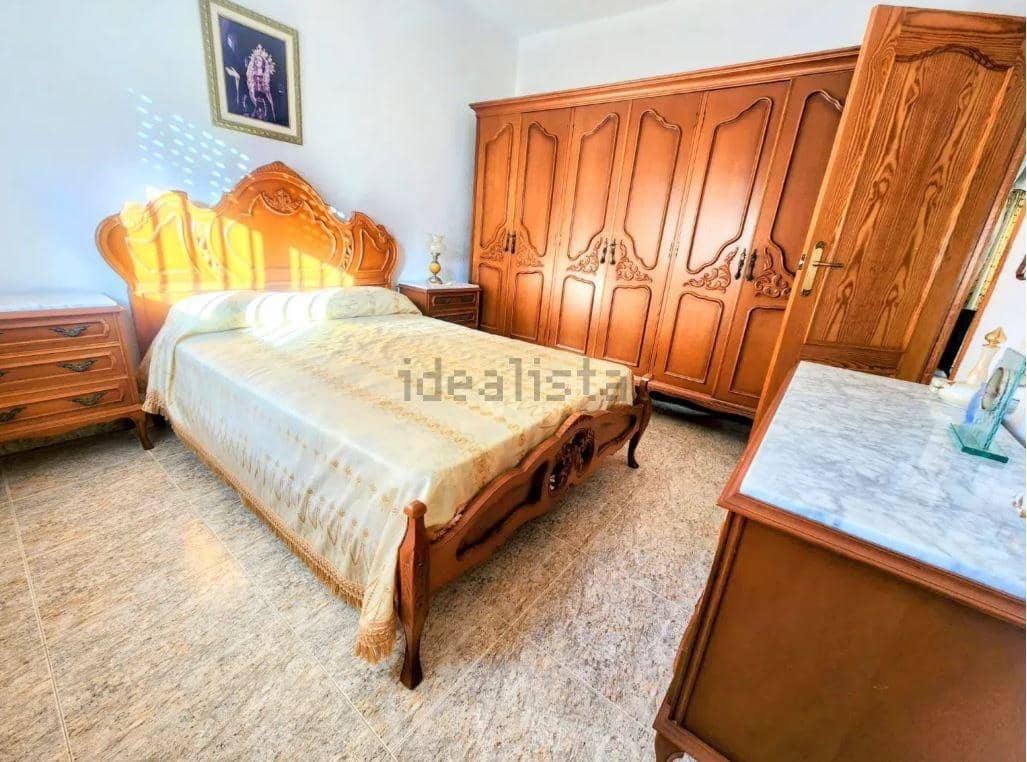 4 bedroom Villa for sale in Aguilas with garage - € 360,000 (Ref: 9713328)