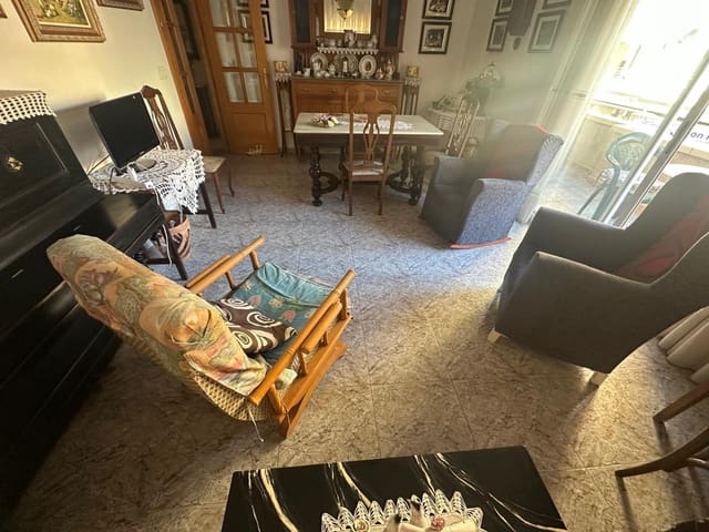 Piso de 4 habitaciones en Aguilas en venta - 200.000 € (Ref: 9713336)