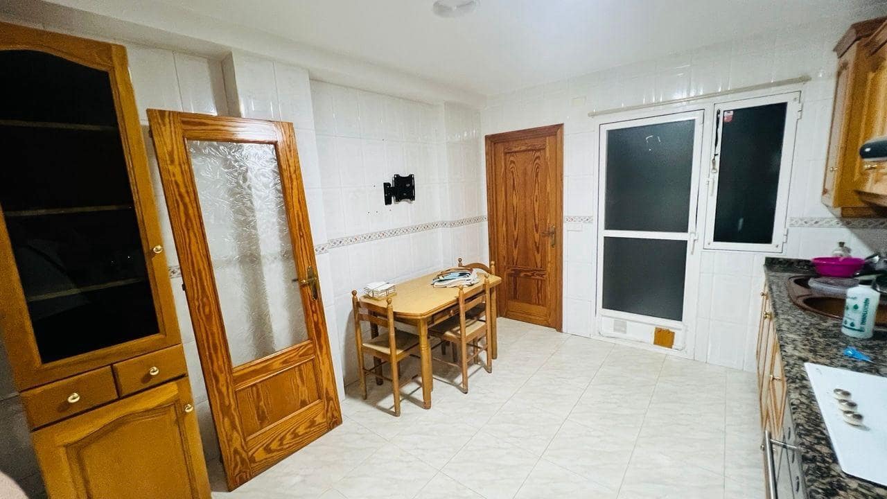 4 bedroom Terraced Villa for sale in Aguilas - € 165,000 (Ref: 9713338)