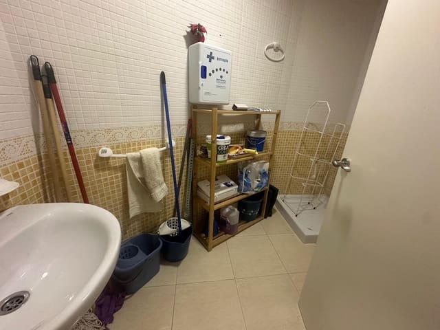 Kommersiell till salu i Aguilas - 260 000 € (Ref: 9713340)