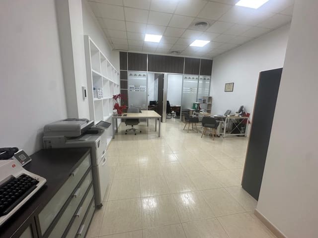 Kommersiell till salu i Aguilas - 260 000 € (Ref: 9713340)