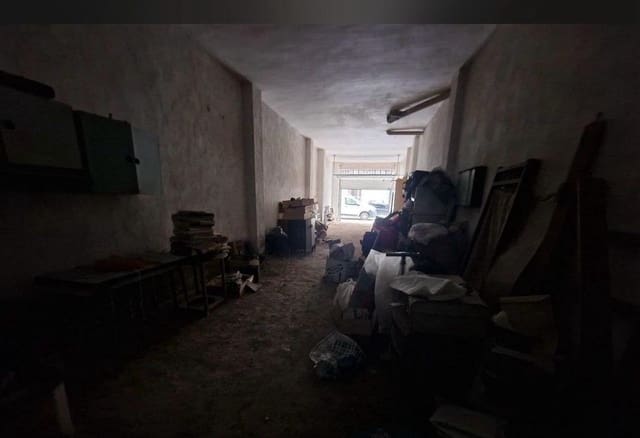 Garage for sale in Aguilas - € 59,000 (Ref: 9713342)