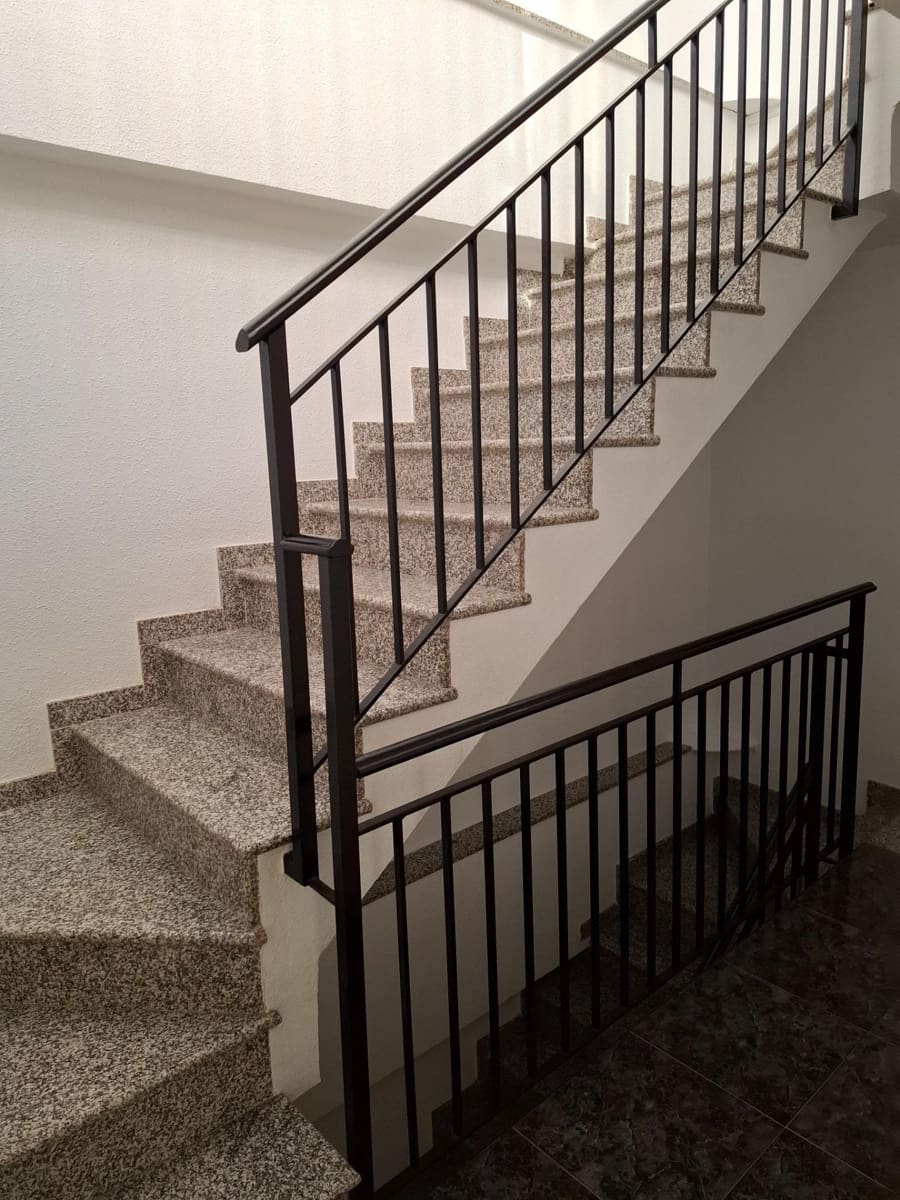 5 bedroom Terraced Villa for sale in Aguilas with garage - € 185,000 (Ref: 9713346)