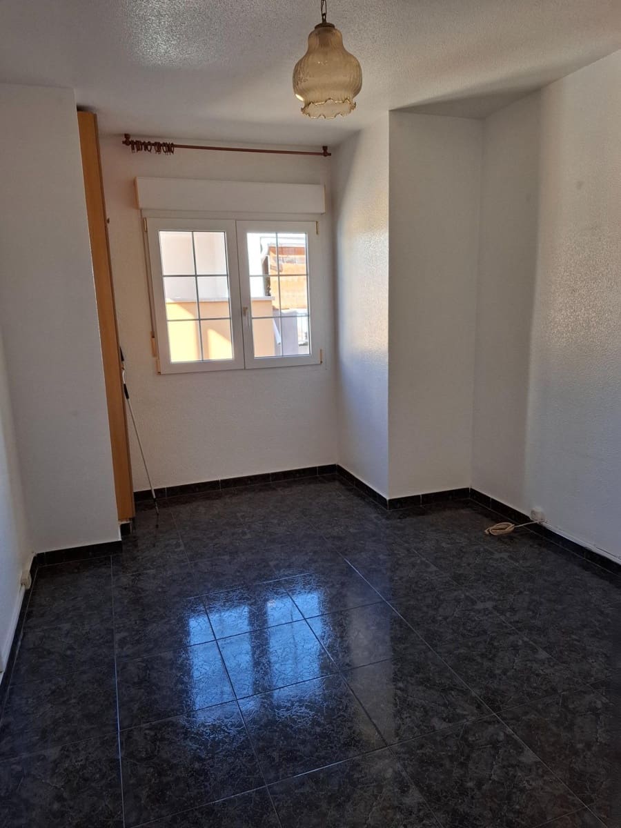 5 bedroom Terraced Villa for sale in Aguilas with garage - € 185,000 (Ref: 9713346)