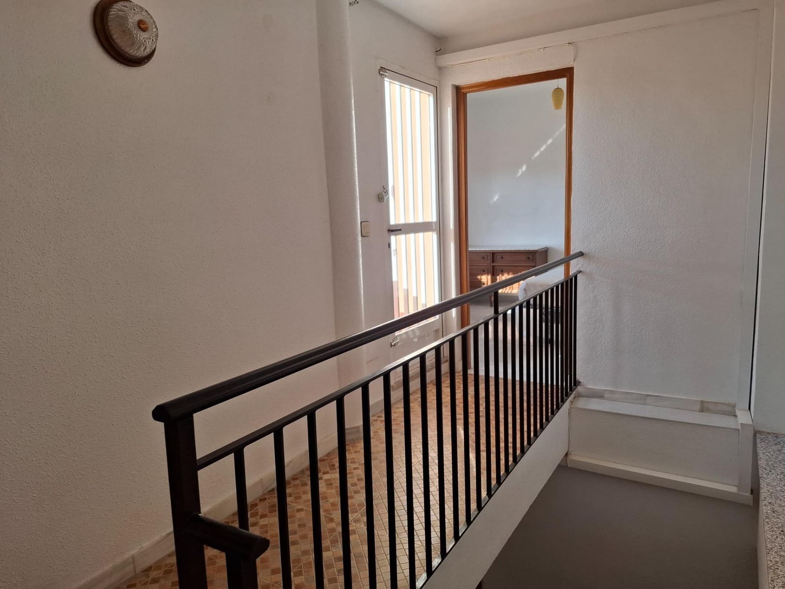5 bedroom Terraced Villa for sale in Aguilas with garage - € 185,000 (Ref: 9713346)