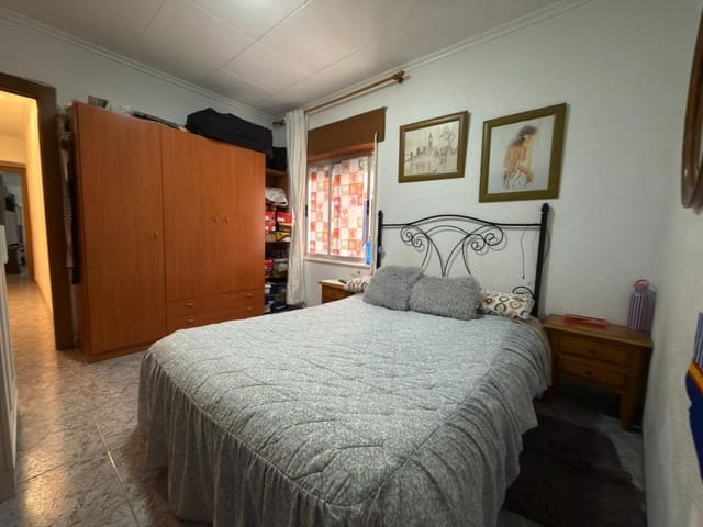 Piso de 4 habitaciones en Aguilas en venta - 142.000 € (Ref: 9713350)