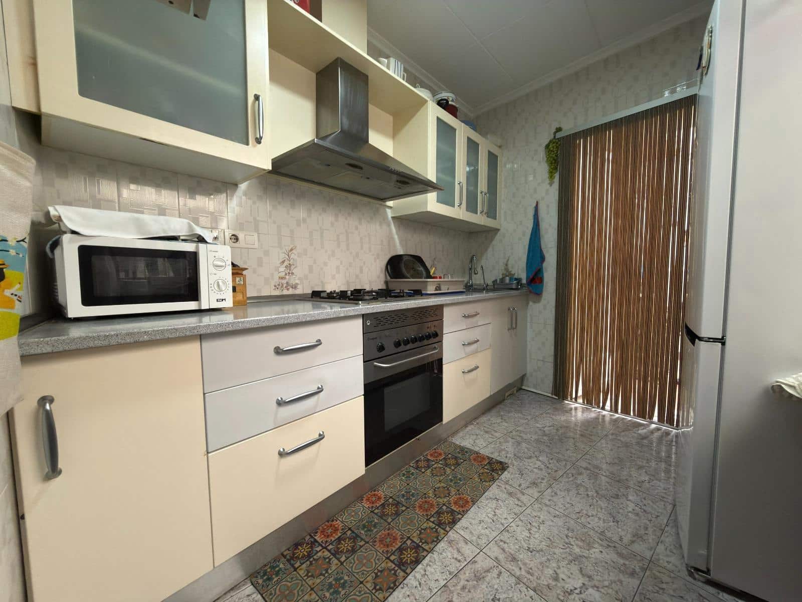 Piso de 4 habitaciones en Aguilas en venta - 142.000 € (Ref: 9713350)