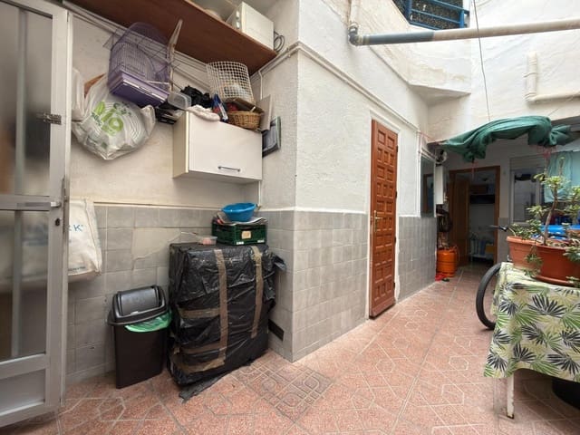 Piso de 4 habitaciones en Aguilas en venta - 142.000 € (Ref: 9713350)