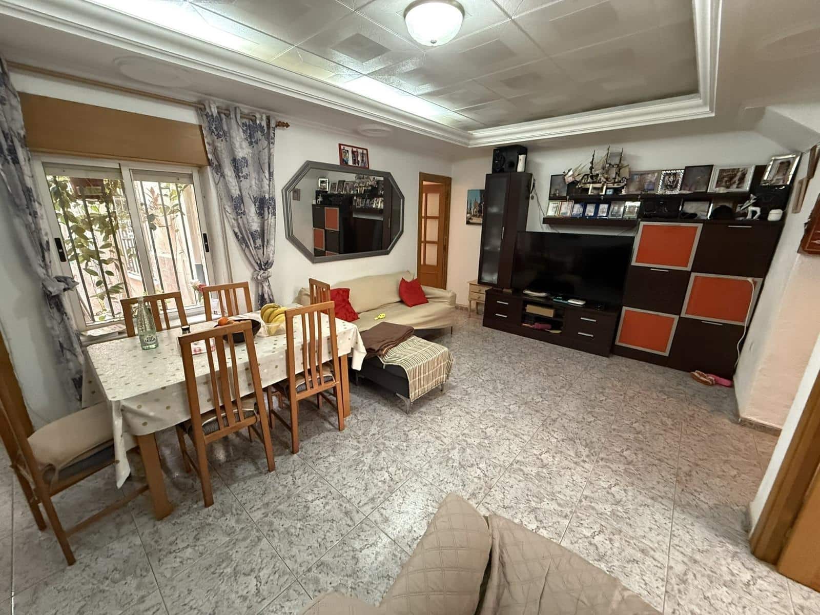 Piso de 4 habitaciones en Aguilas en venta - 142.000 € (Ref: 9713350)