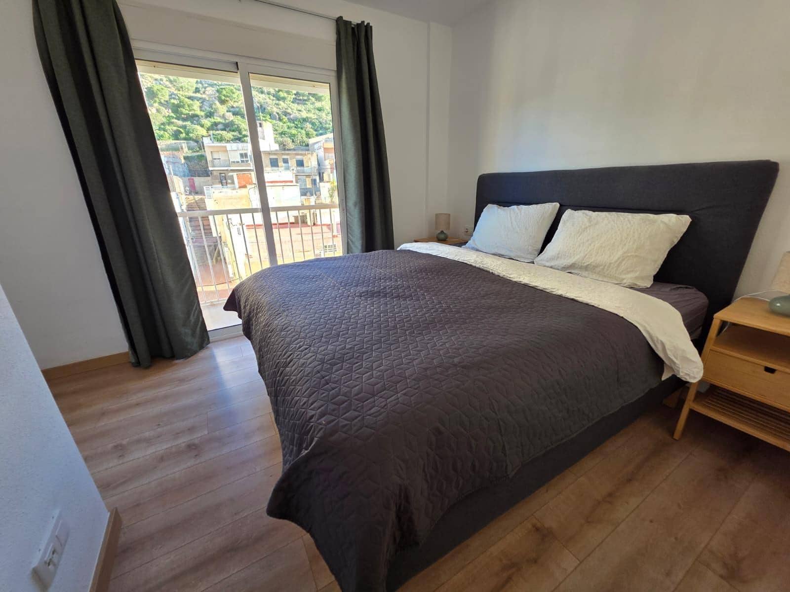 3 makuuhuone Huoneisto vuokrattavana paikassa Aguilas - 1 000 € (Ref: 9759163)