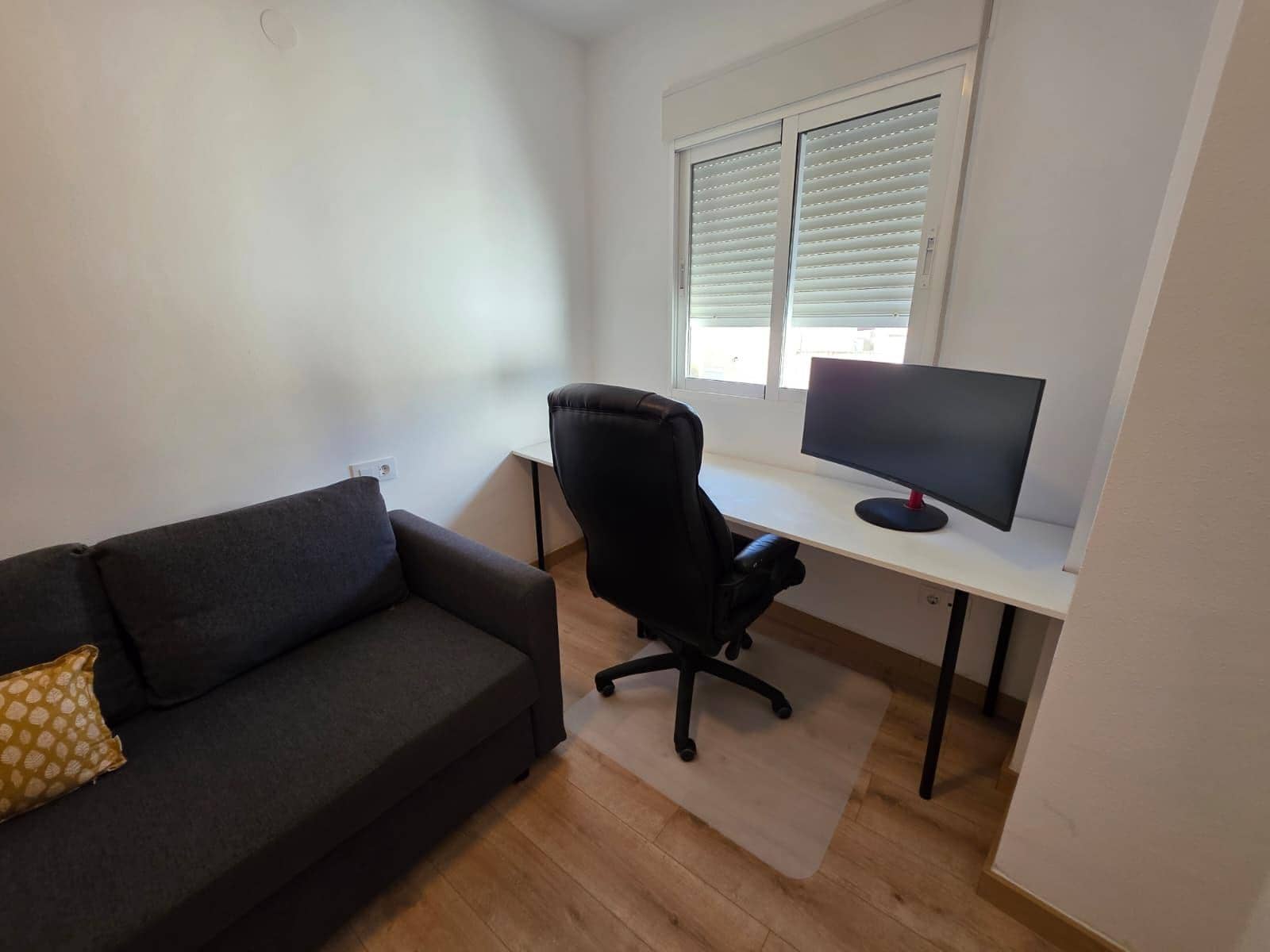 3 makuuhuone Huoneisto vuokrattavana paikassa Aguilas - 1 000 € (Ref: 9759163)