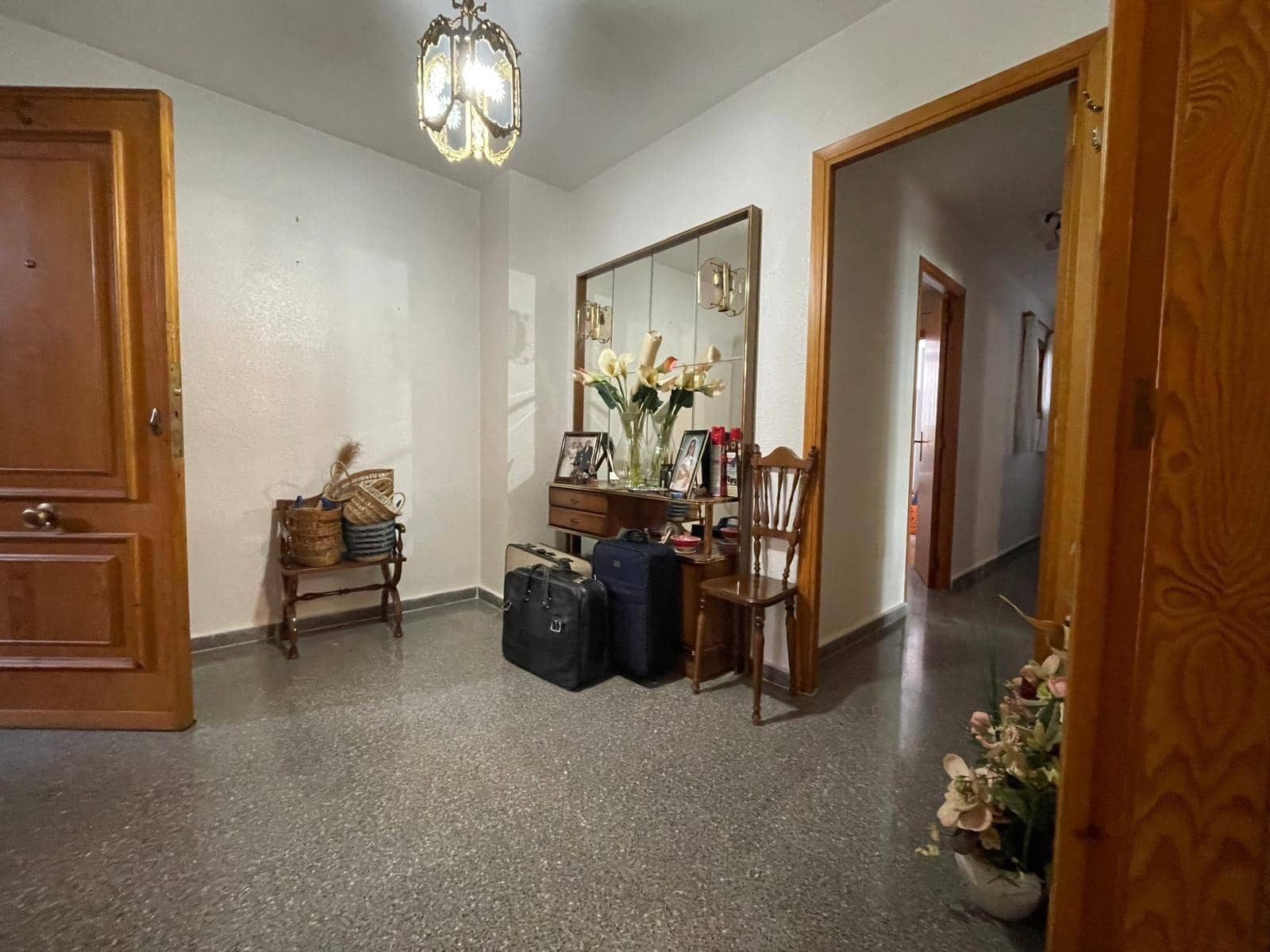 Piso de 3 habitaciones en Aguilas en venta - 279.000 € (Ref: 9808179)