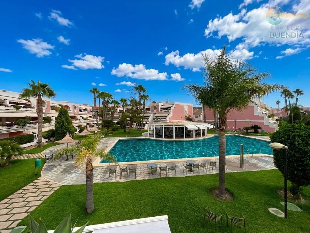2 slaapkamer Appartement te koop in Puerto de Mazarron met zwembad - € 305.000 (Ref: 10024247)