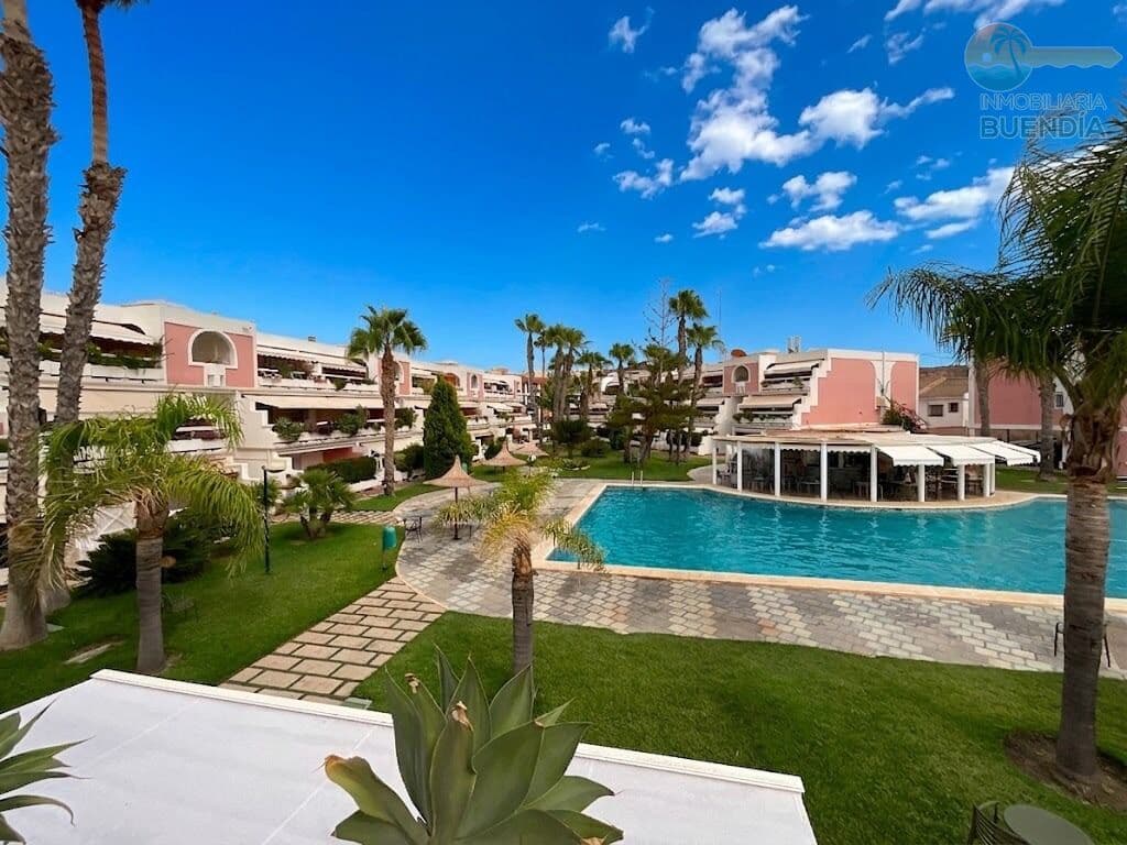 2 slaapkamer Appartement te koop in Puerto de Mazarron met zwembad - € 305.000 (Ref: 10024247)