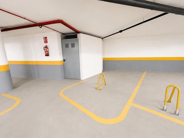Garage till salu i Puerto de Mazarron, Mazarrón - 16 900 € (Ref: 10044917)