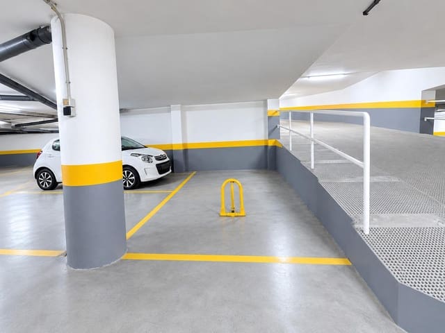 Autotalli myytävänä paikassa Puerto de Mazarron, Mazarrón - 16 900 € (Ref: 10044917)