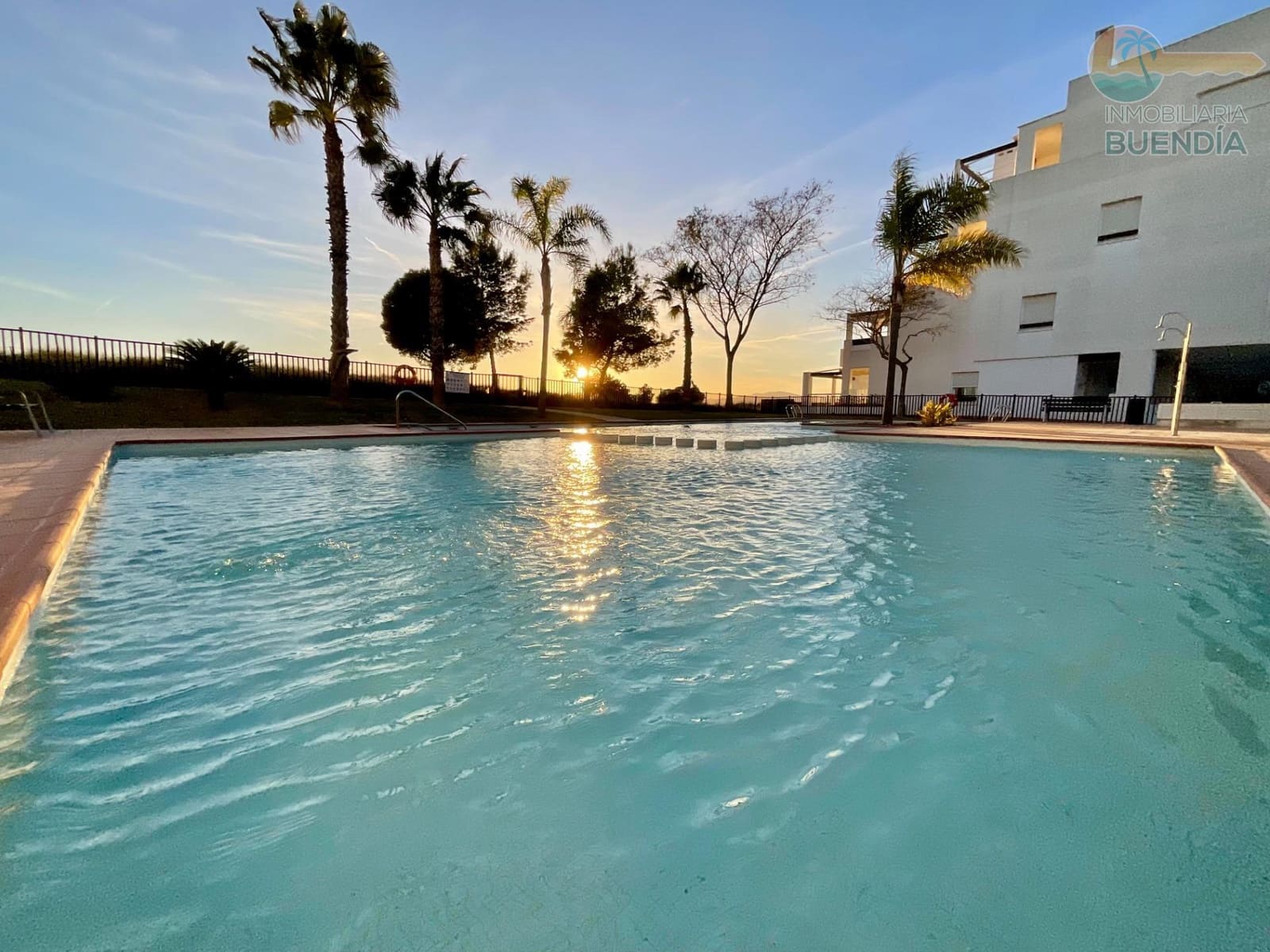 2 makuuhuone Huoneisto myytävänä paikassa Condado de Alhama mukana uima-altaan - 149 900 € (Ref: 10047432)