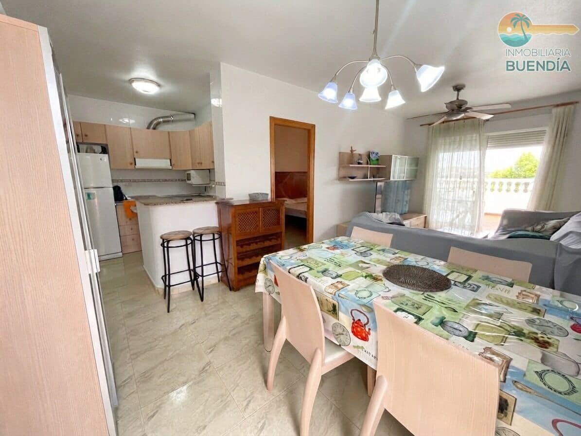 2 soveværelse Lejlighed til salg i Isla Plana med swimmingpool garage - € 189.000 (Ref: 10055424)