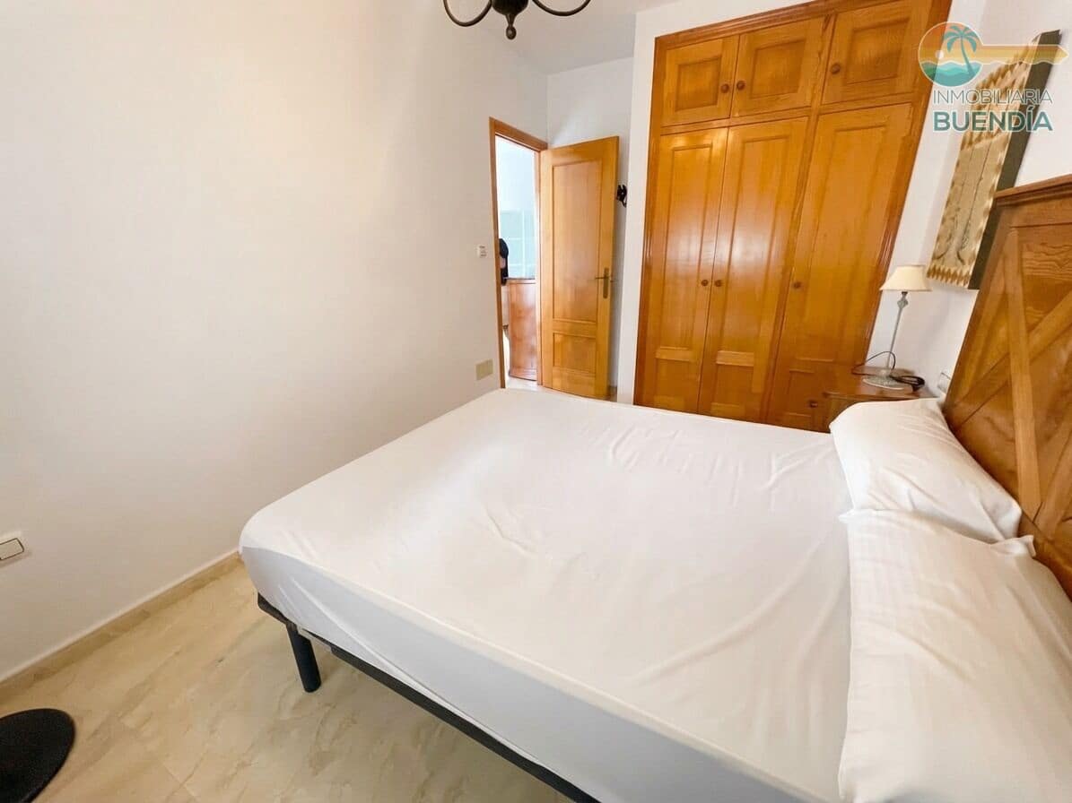 2 soveværelse Lejlighed til salg i Isla Plana med swimmingpool garage - € 189.000 (Ref: 10055424)