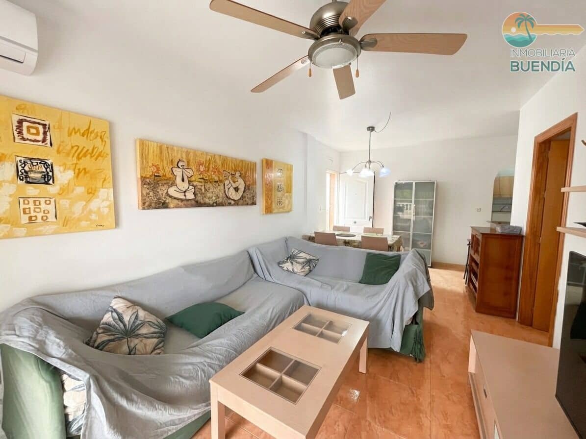 2 soveværelse Lejlighed til salg i Isla Plana med swimmingpool garage - € 189.000 (Ref: 10055424)