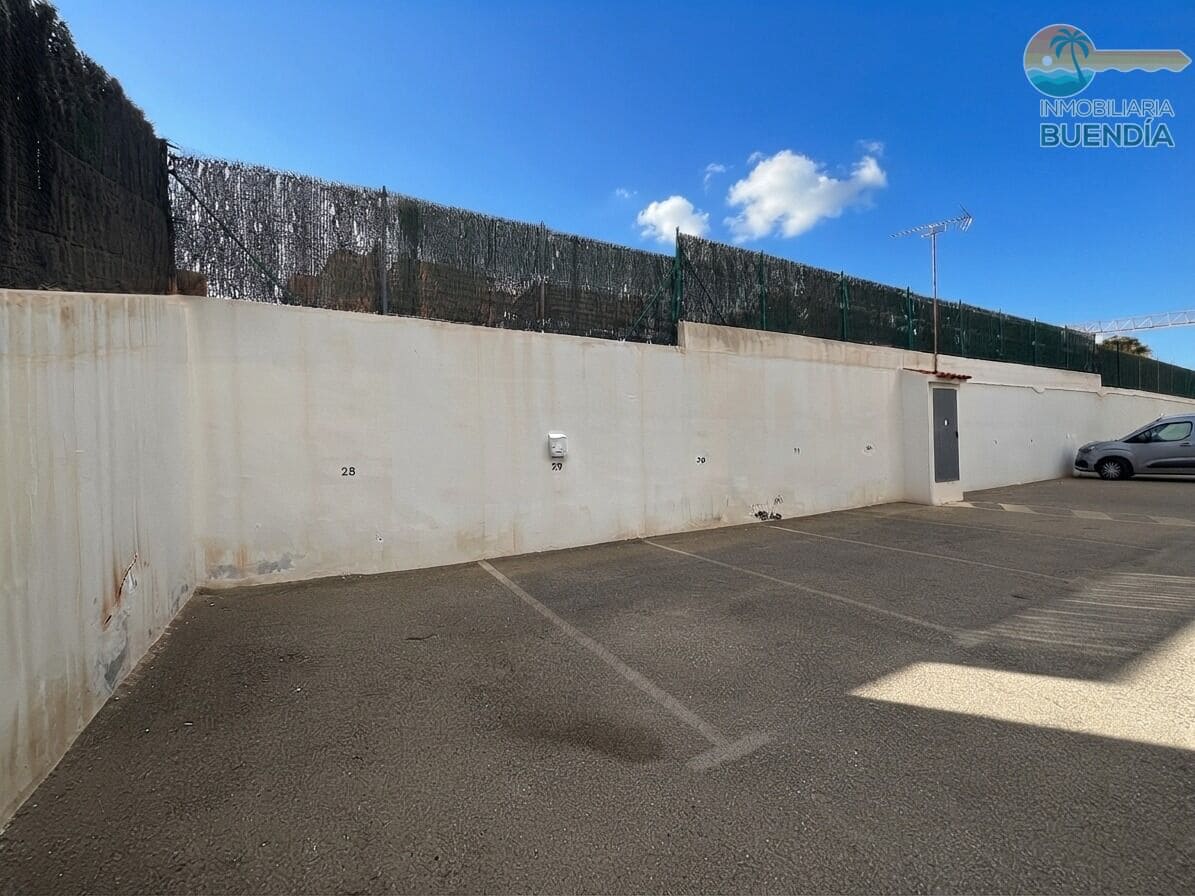 2 soveværelse Lejlighed til salg i Isla Plana med swimmingpool garage - € 189.000 (Ref: 10055424)