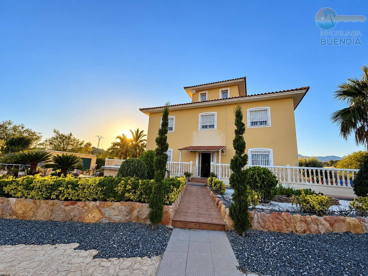 Finca/Casa Rural de 4 habitaciones en Totana en venta con piscina garaje - 475.000 € (Ref: 10086296)