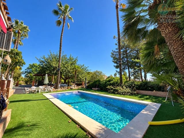 Finca/Casa Rural de 4 habitaciones en Totana en venta con piscina garaje - 350.000 € (Ref: 10089808)