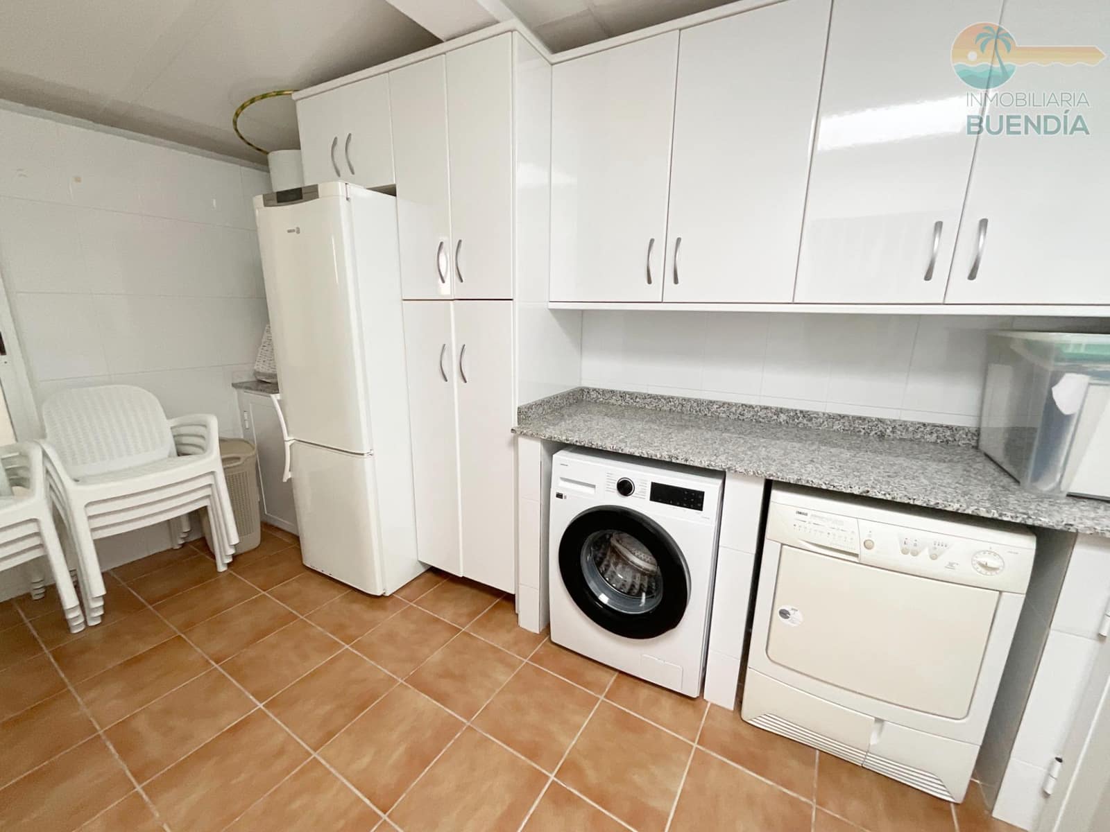 Apartamento de 3 habitaciones en Alamillo en venta - 294.900 € (Ref: 10098529)